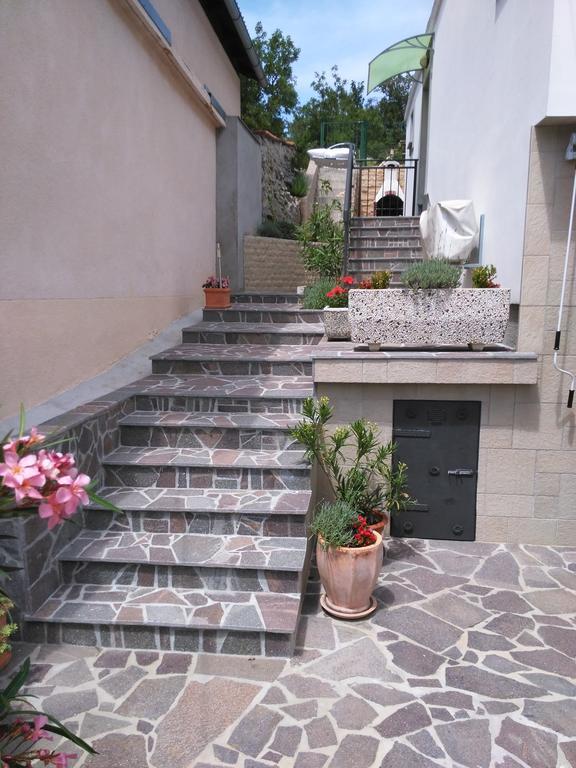 Studio Cesarica Exterior foto